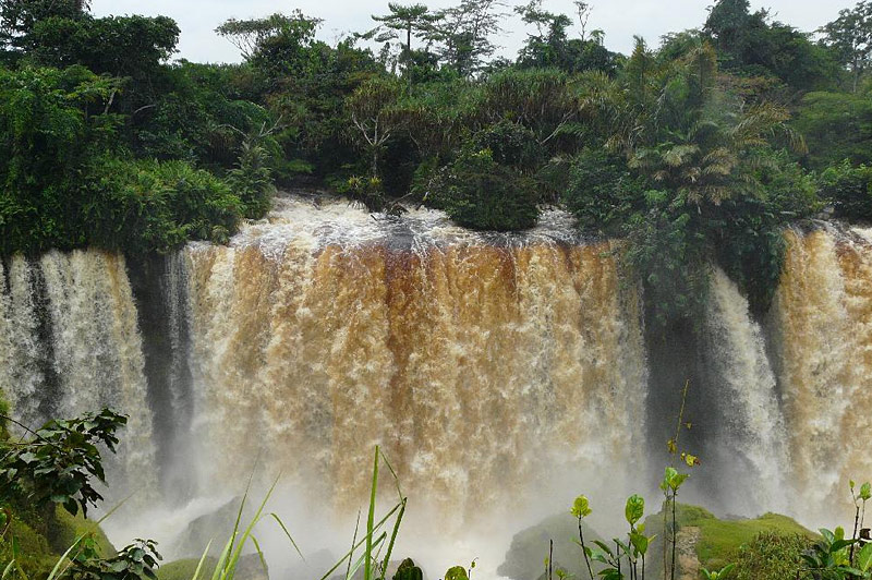 De Kakobola watervallen